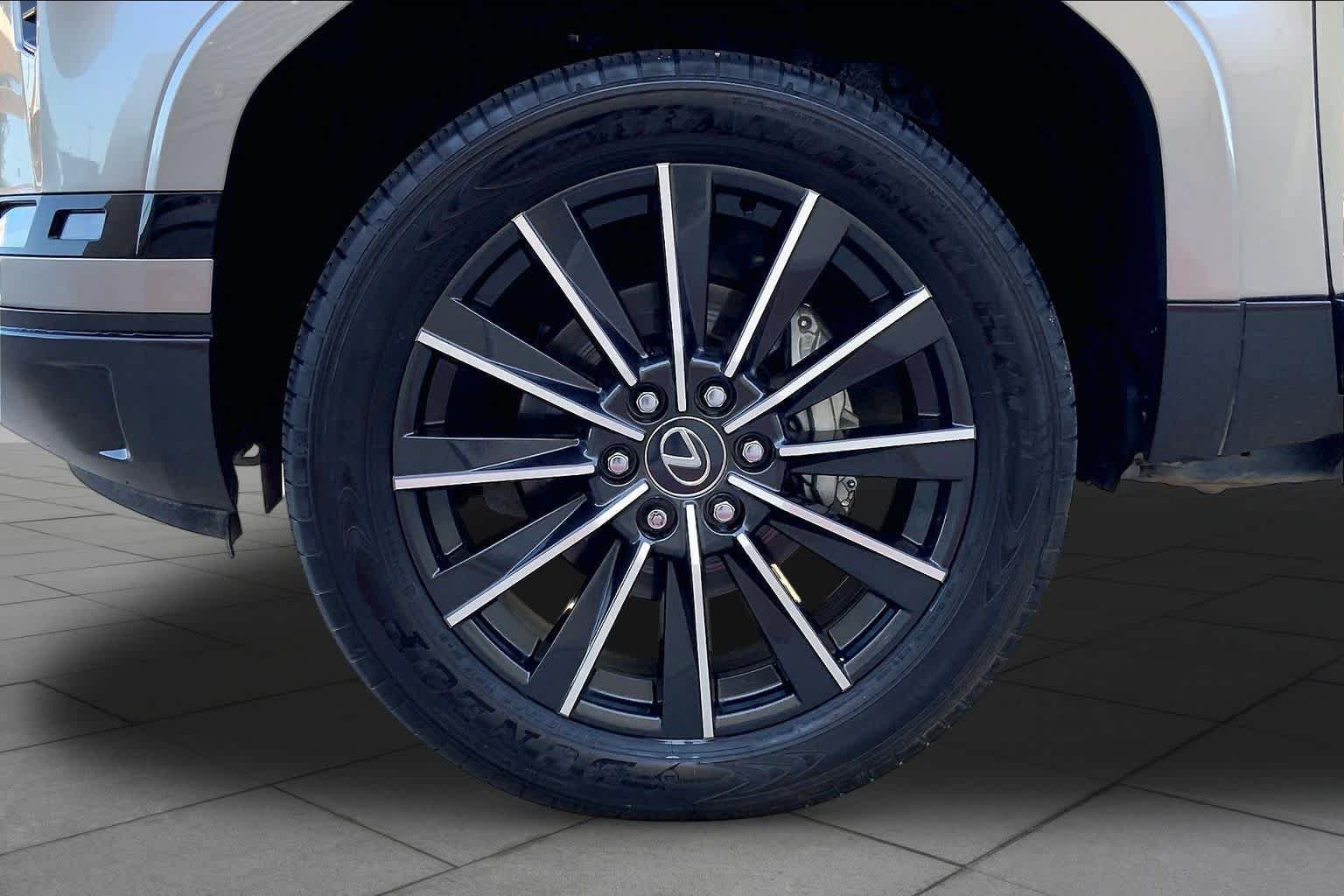 Used 2025 Atomic Silver Lexus Luxury+ image 20
