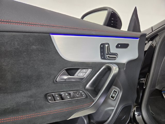 Used 2026  Mercedes-Benz CLA 250 image 19