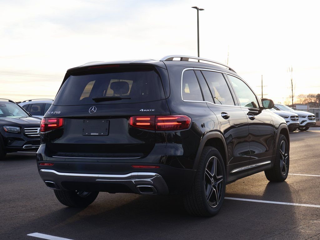 New 2026 Night Black Mercedes-Benz GLB 250 image 7