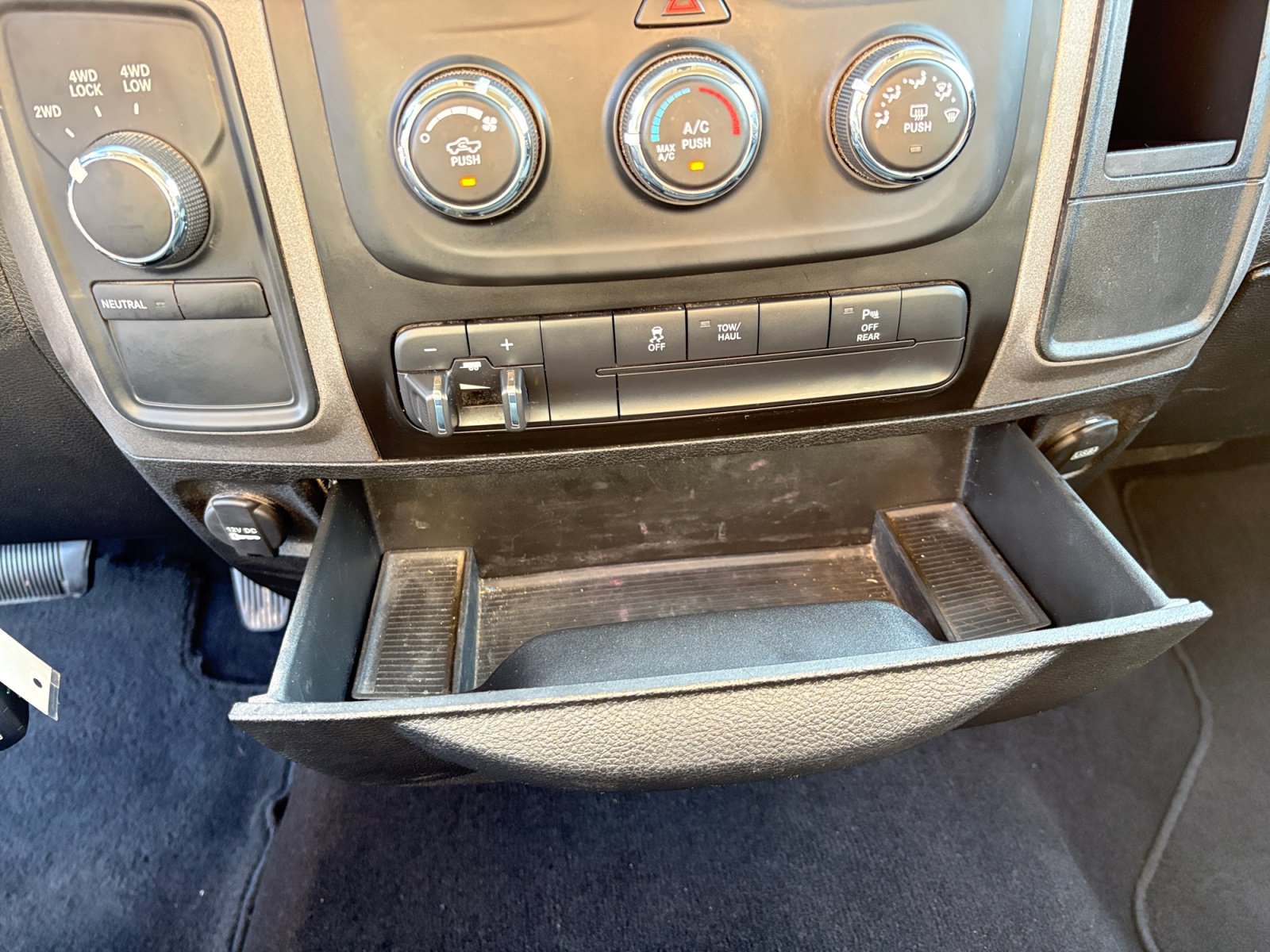Used 2018 Bright Silver Metallic Clearcoat Ram Tradesman image 19
