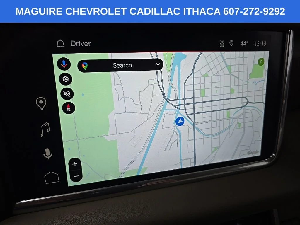 Used 2023 Silver GMC Denali image 25