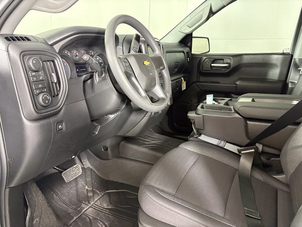 New 2026 Sterling Gray Metallic Chevrolet Custom image 27