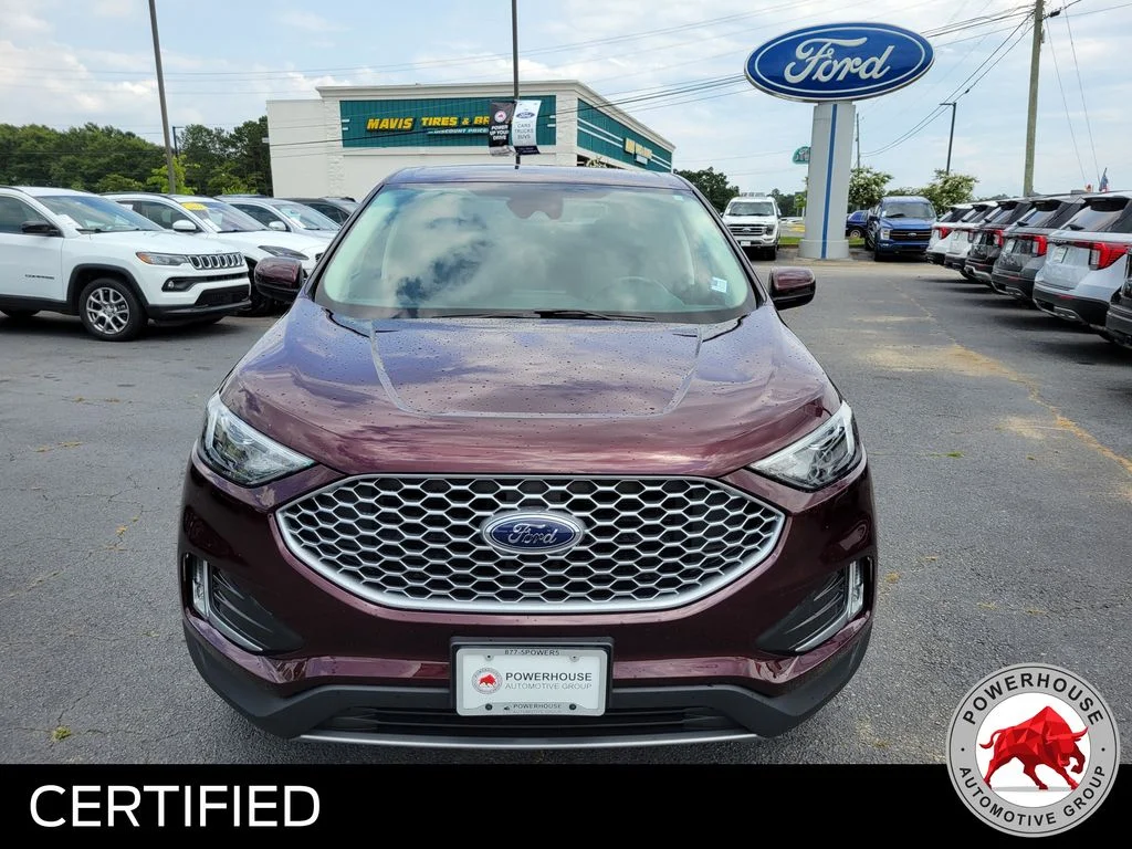 Used 2023 Red Ford SEL image 9