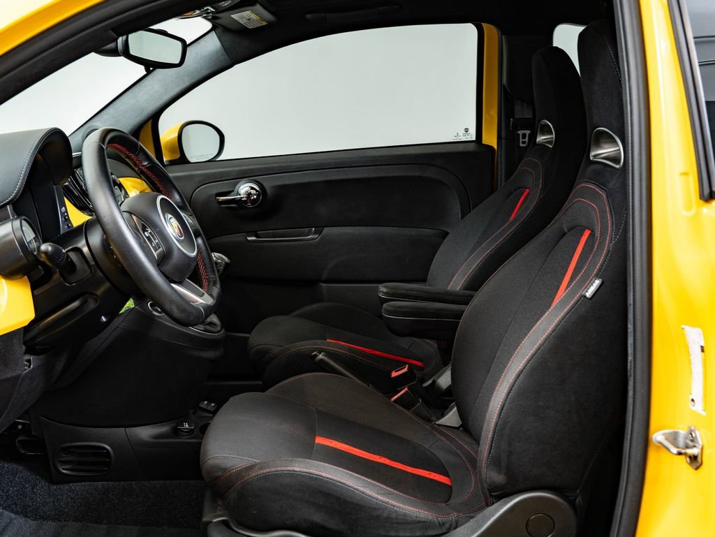 Used 2017 Giallo Moderna Perla (Pearl Yellow Tri-Coat) FIAT Abarth image 22
