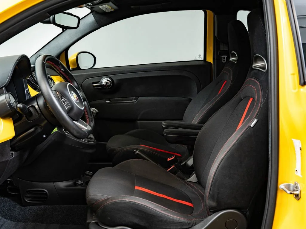 Used 2017 Giallo Moderna Perla (Pearl Yellow Tri-Coat) FIAT Abarth image 22