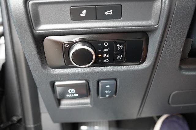 Certified Used 2024 Silver Ford XLT image 29