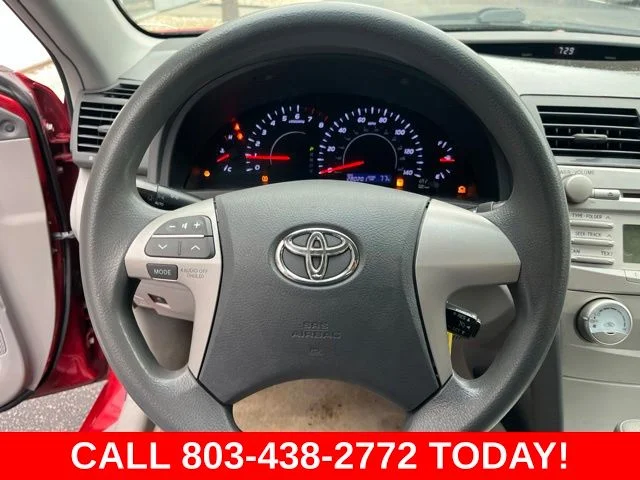 Used 2011 Red Toyota LE image 17