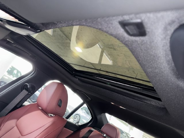 New 2026 Alpine White BMW M340i image 23