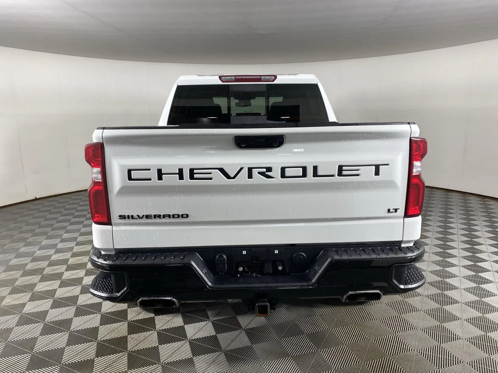 Used 2025 Summit White Chevrolet LT Trail Boss image 6