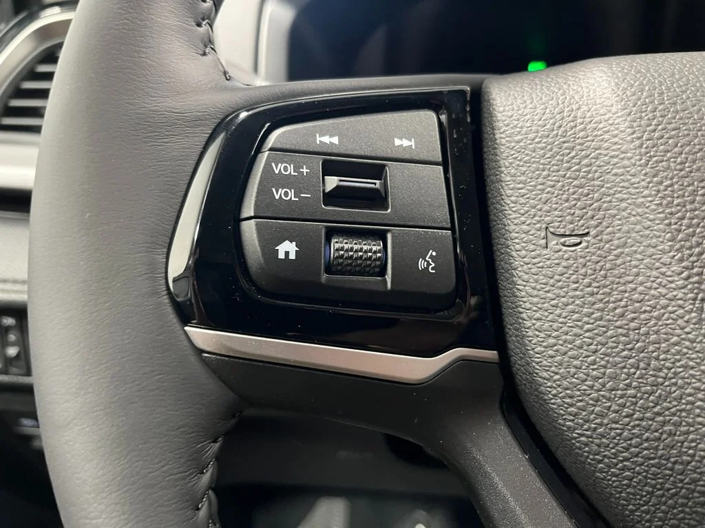 New 2026 Platinum White Pearl Honda Touring image 16