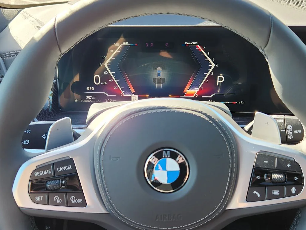 New 2026 Dravit Grey Metallic BMW xDrive40i image 12
