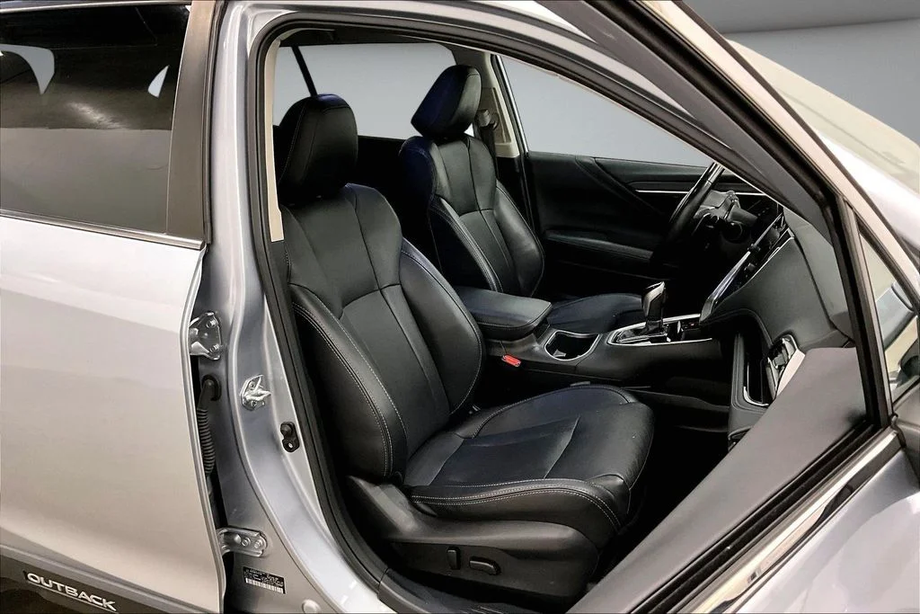 Used 2023 Silver Subaru Limited image 30