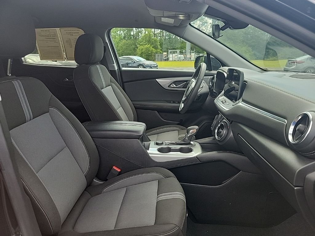 Used 2025 Black Chevrolet LT image 12