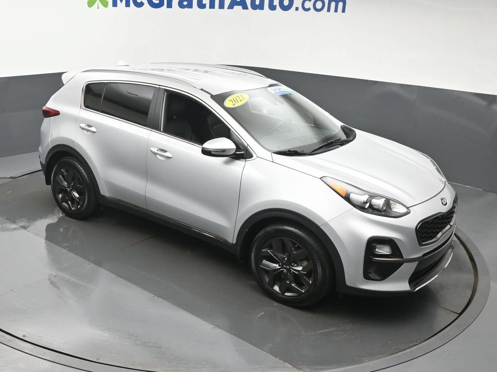 Used 2021 Silver Kia S image 3