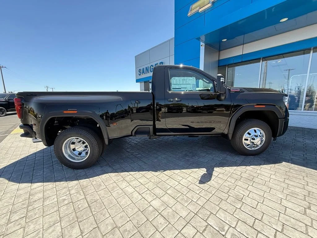 New 2026 Onyx Black GMC SLE DRW image 13