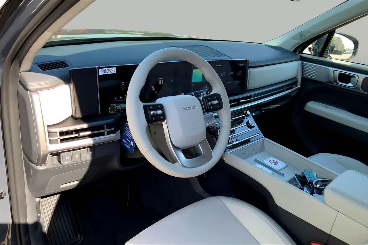 New 2026 Ecotronic Gray Hyundai SE FWD image 9