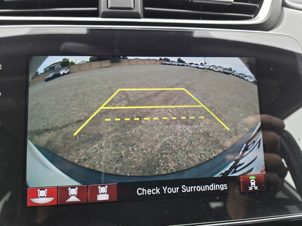 Used 2018 White Diamond Pearl Honda EX image 16