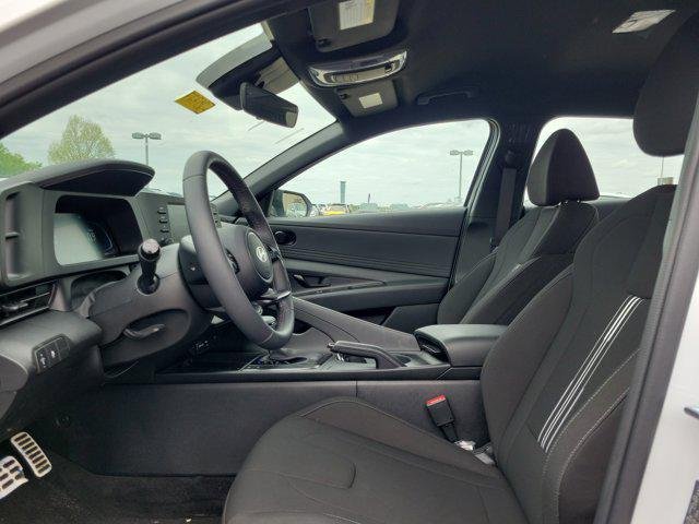 New 2025 Serenity White Hyundai SEL Sport image 15