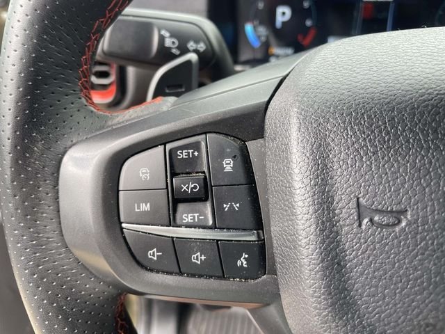 Used 2025 Green Ford Raptor image 16