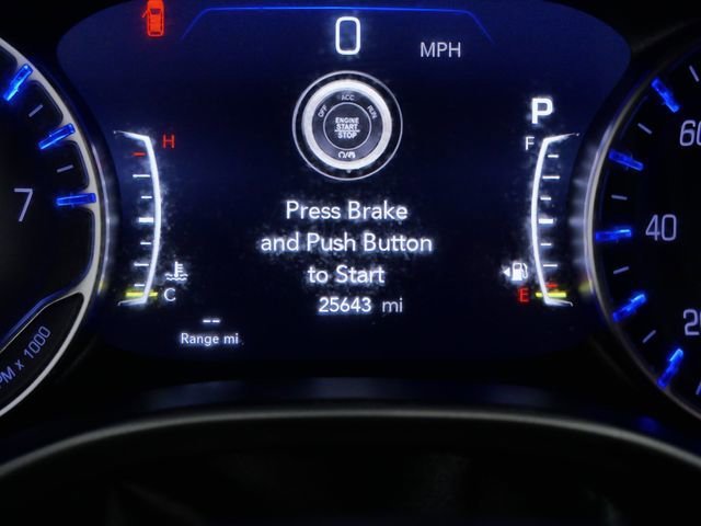 Certified Used 2025 Diamond Black Crystal Pearlcoat Chrysler Select image 21