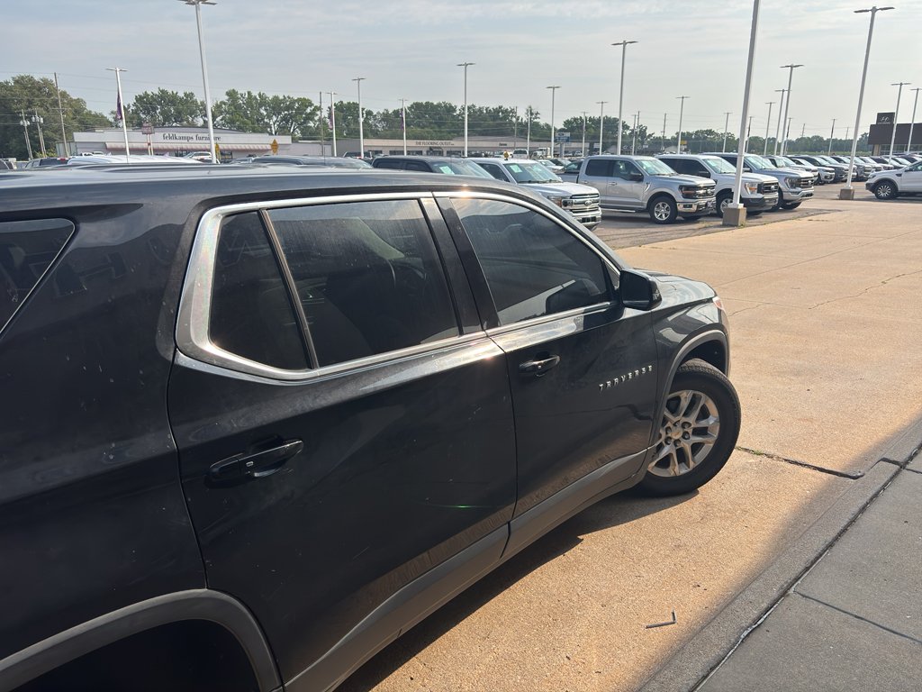 Used 2018 Mosaic Black Metallic Chevrolet LS image 8