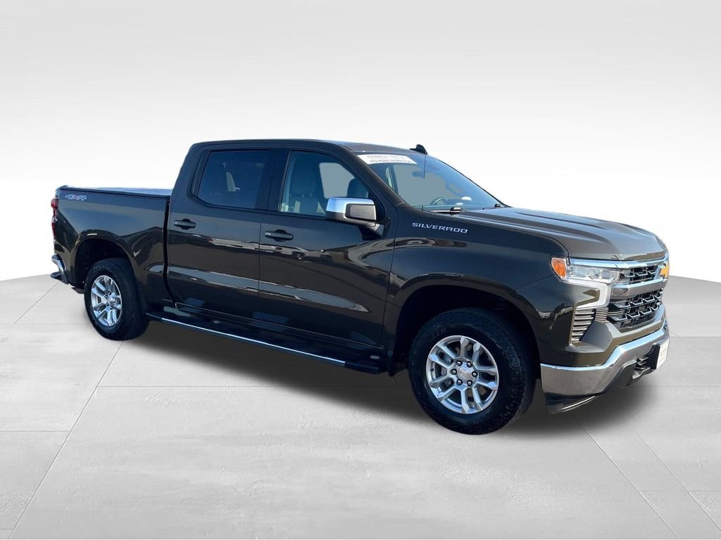 Used 2023 Brown Chevrolet LT image 8