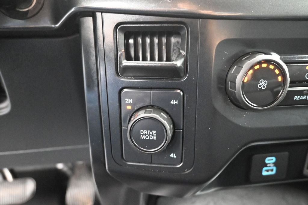 Used 2023 Silver Ford XL image 16