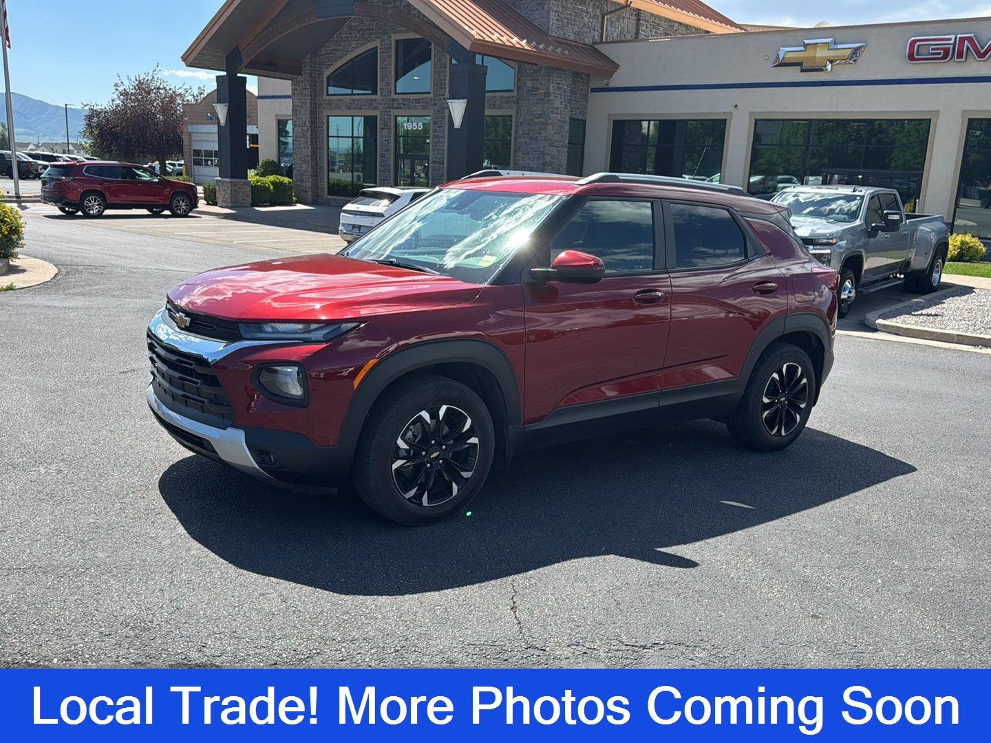 Used 2022 Crimson Metallic Chevrolet LT image 1