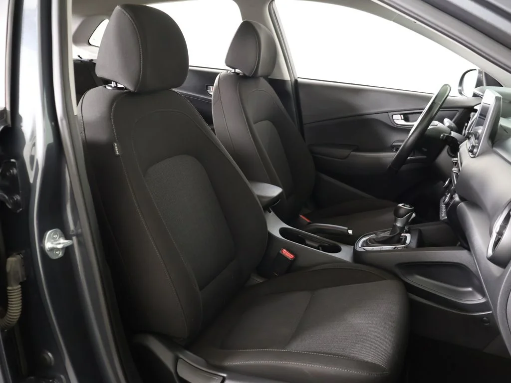 Used 2022 Gray Hyundai SEL image 31