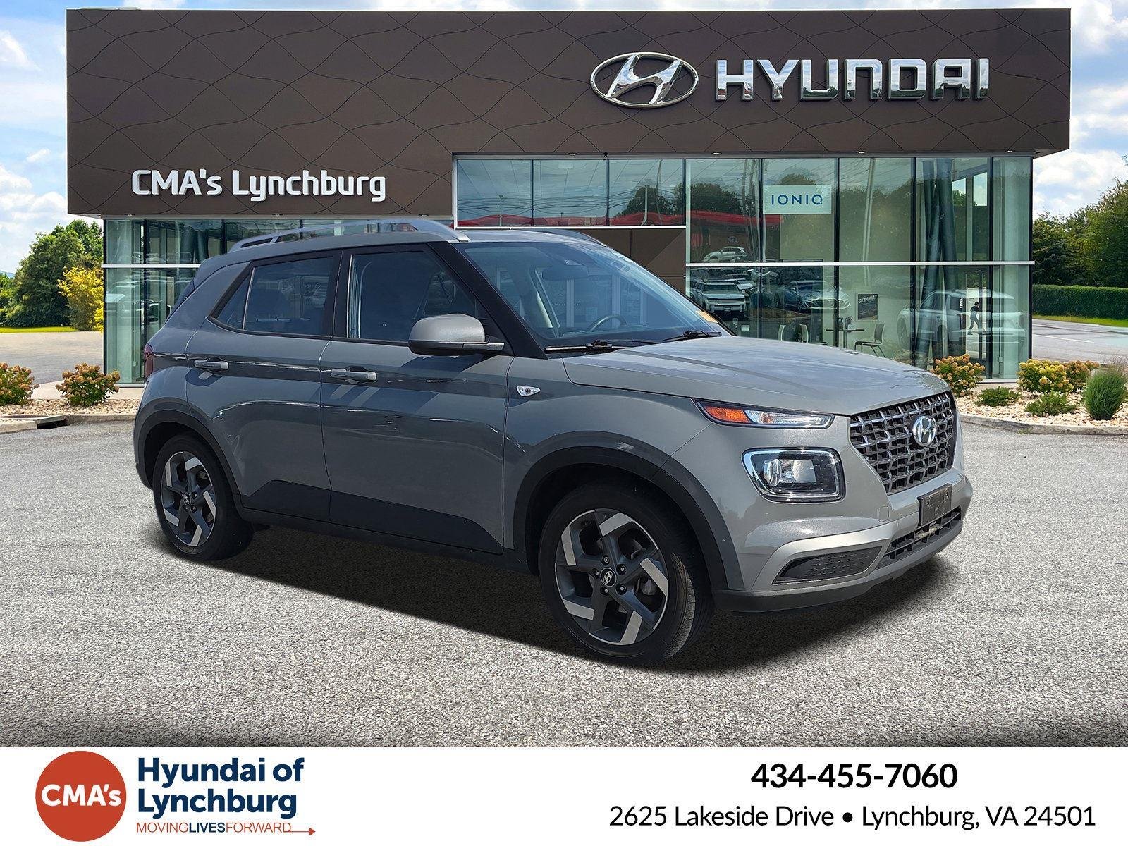 2023 Hyundai Venue SEL IVT's photo