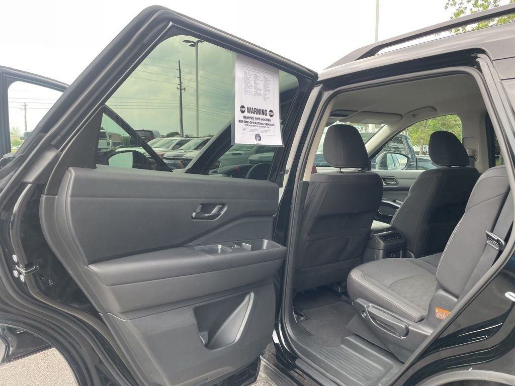 Used 2025 Black Nissan SV image 29
