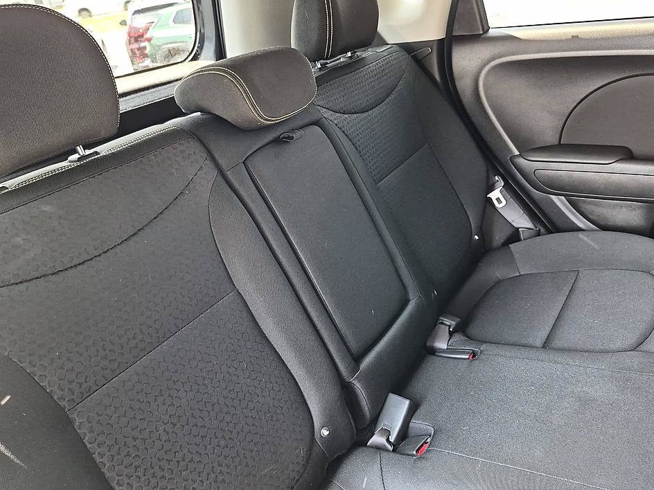 Used 2016 Fathom Blue Kia + image 30