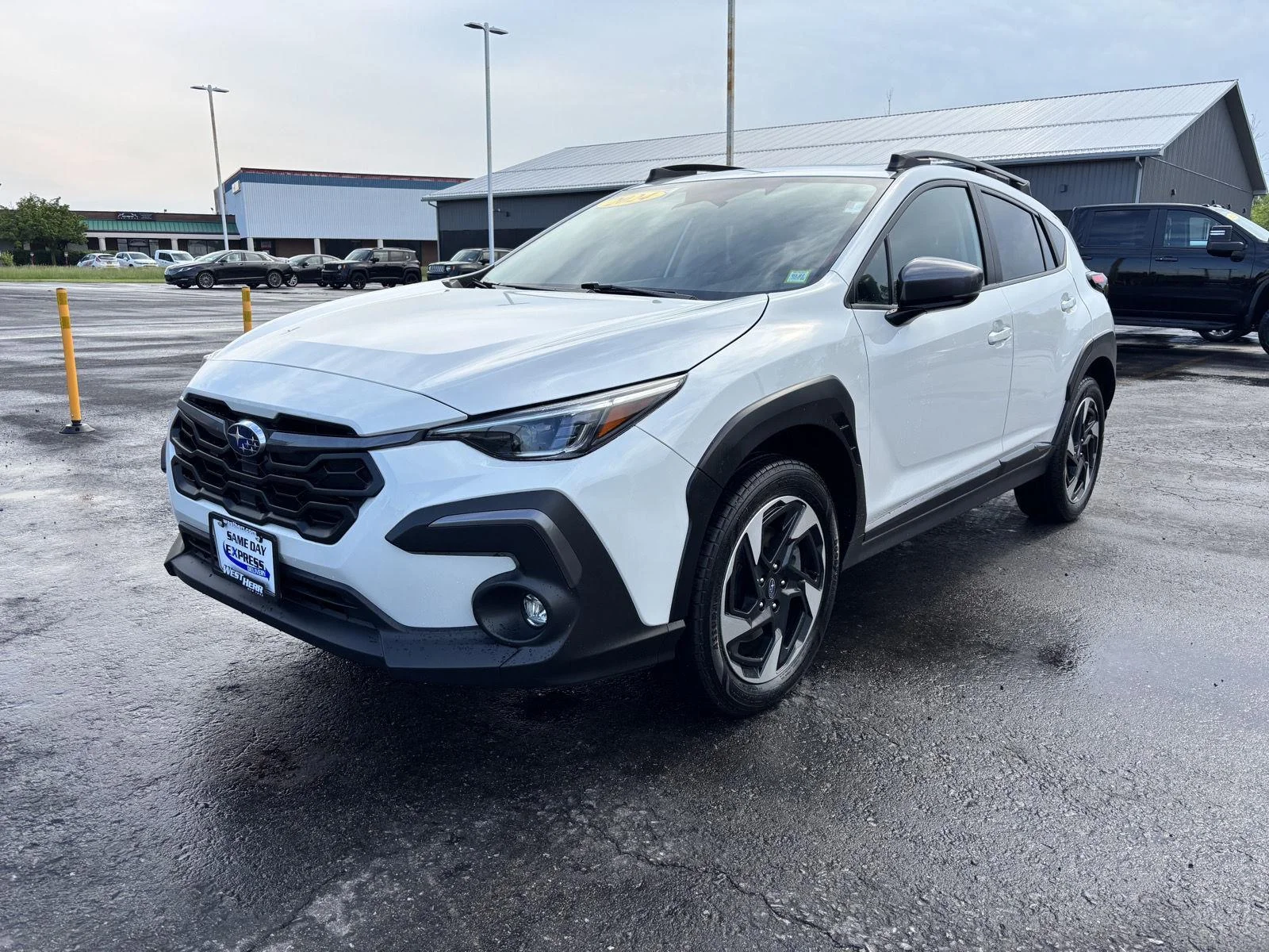 Used 2024 Crystal White Pearl Subaru Limited image 3