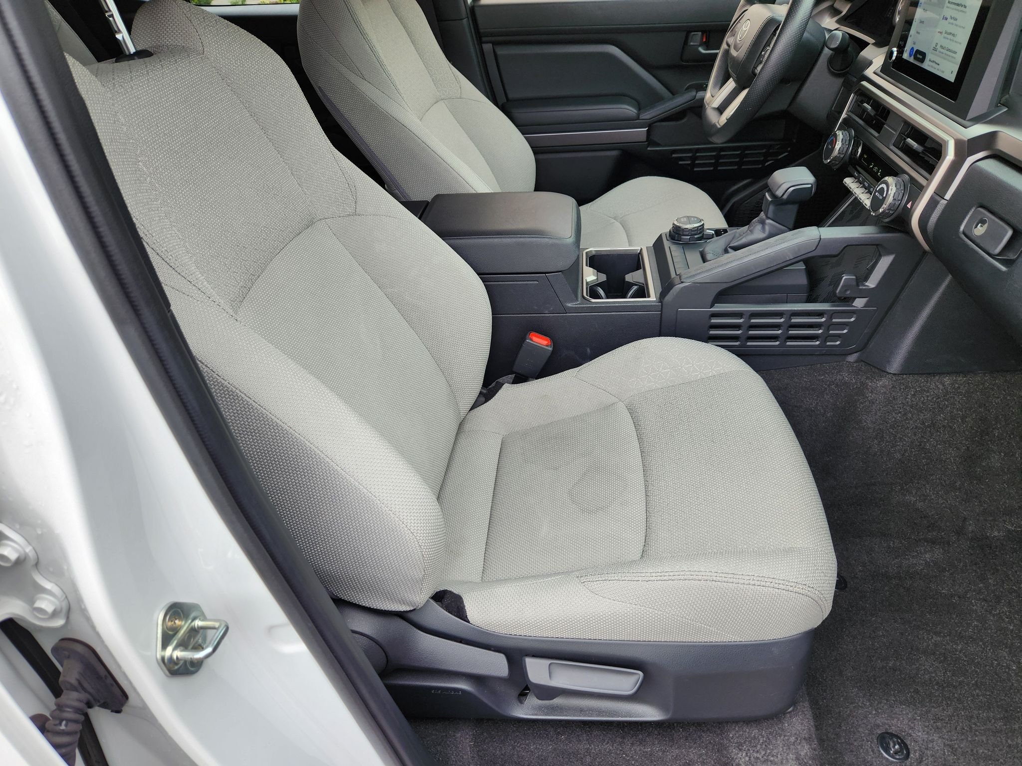 Used 2025 Ice Cap Toyota SR5 image 17