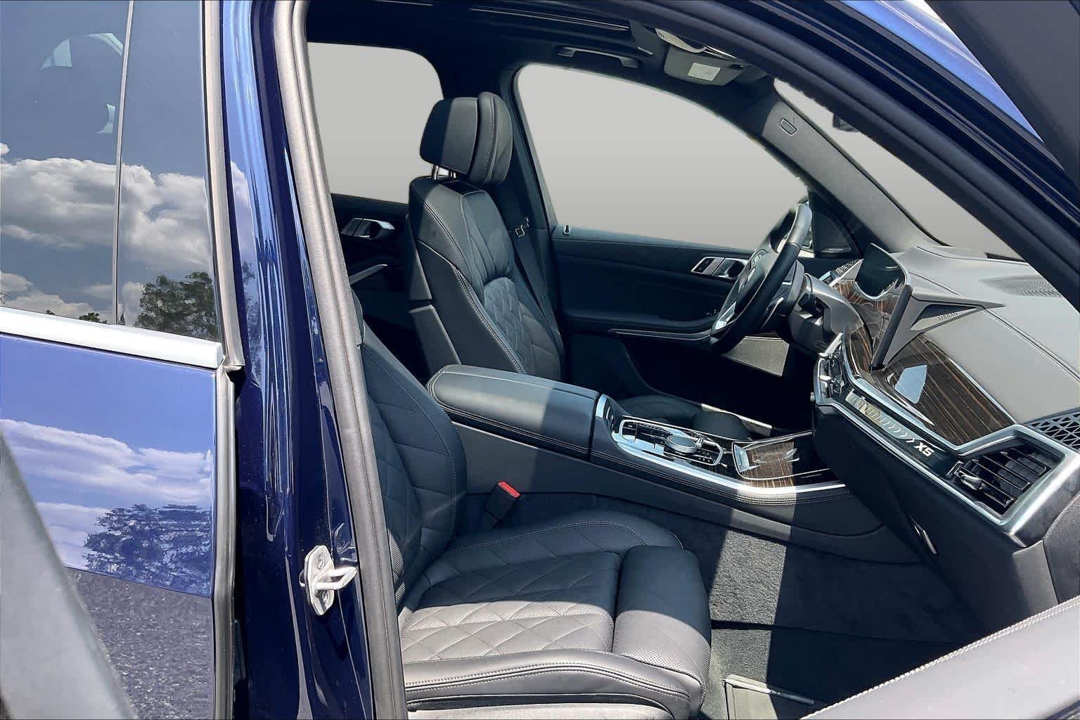 2026 BMW X5 40i - Photo 8