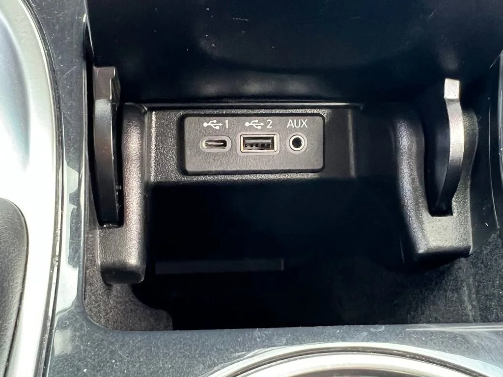 2023 Nissan Maxima Platinum - Photo 22