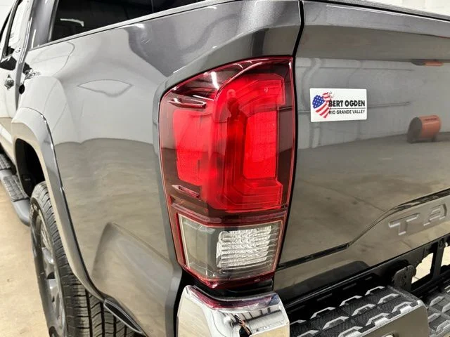 Used 2020 Gray Toyota SR5 image 5