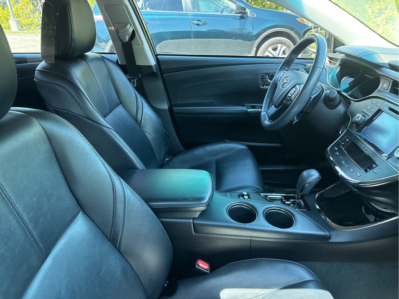Used 2018 Cosmic Gray Mica Toyota Touring image 4