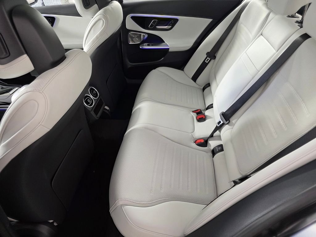 New 2026 MANUFAKTUR exclusive graphite grey magno Mercedes-Benz C 300 image 11