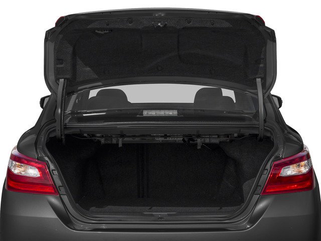 Used 2017 Brilliant Silver Nissan 2.5 SL image 15