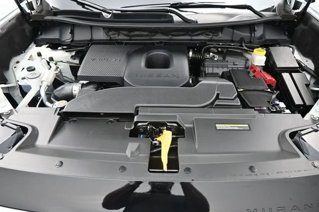 New 2026 Everest White Pearl TriCoat Nissan Platinum image 33