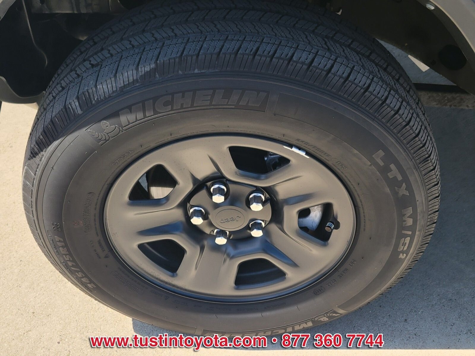 Used 2023 Black Jeep Sport image 9