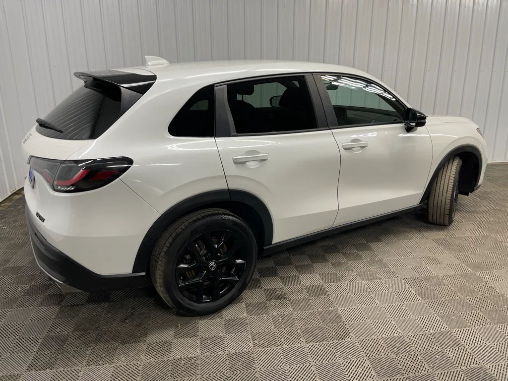 Used 2023 White Honda Sport image 3