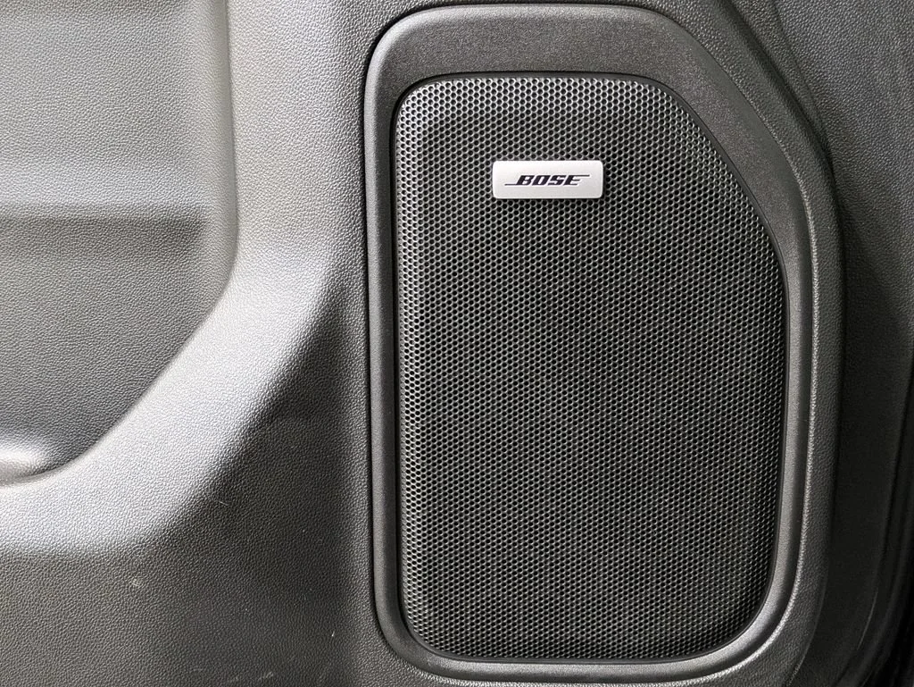 Used 2021 Black GMC AT4 image 41