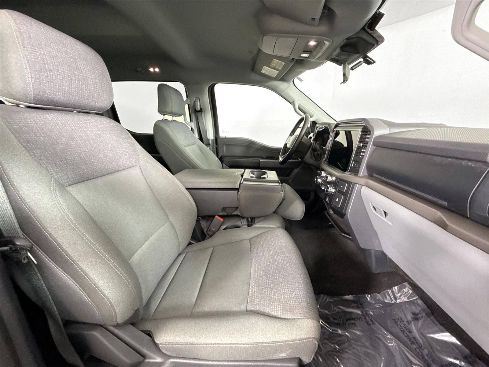 Used 2025 Agate Black Ford XLT image 35