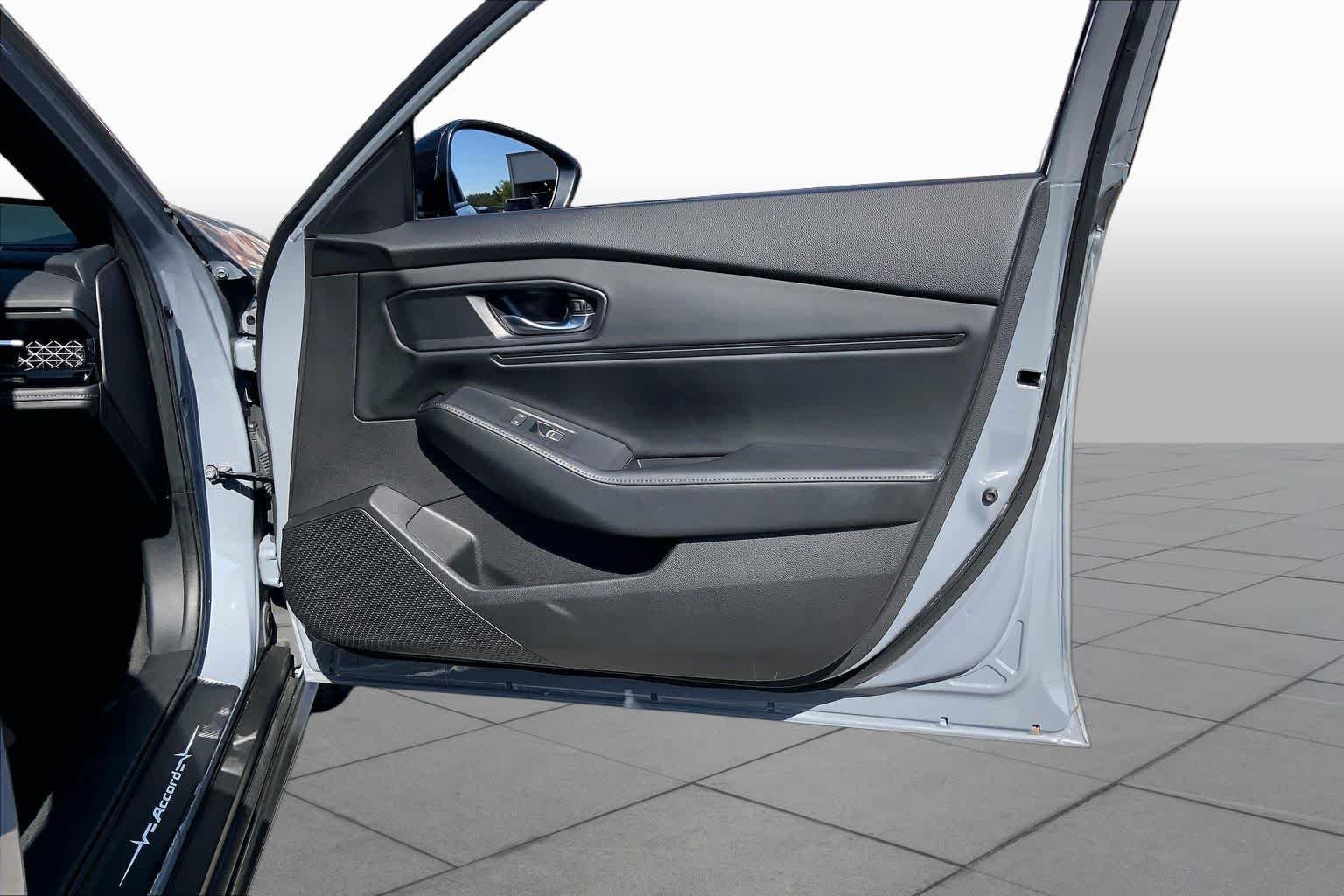 Used 2023 Urban Gray Pearl Honda Sport image 23