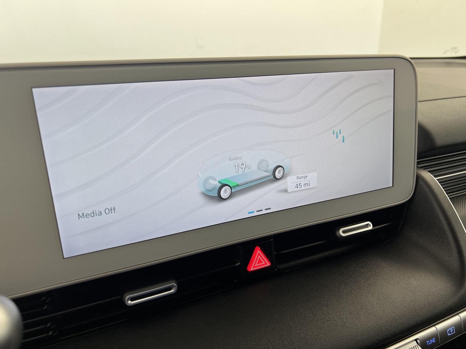 2024 Hyundai IONIQ 5 SEL - Photo 17