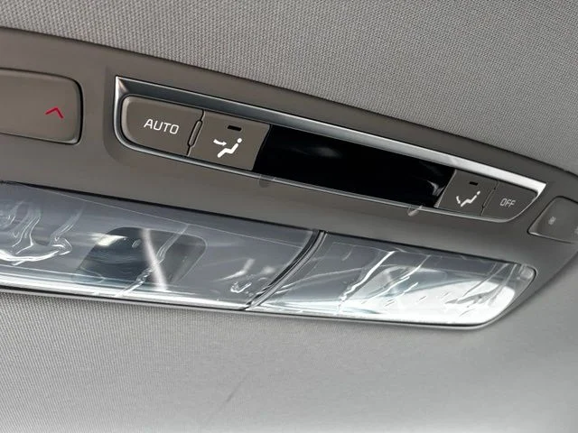Used 2025 Silver Kia S image 28