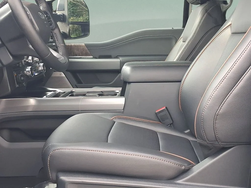 New 2026 Agate Black Metallic Ford F-250® Lariat® image 48