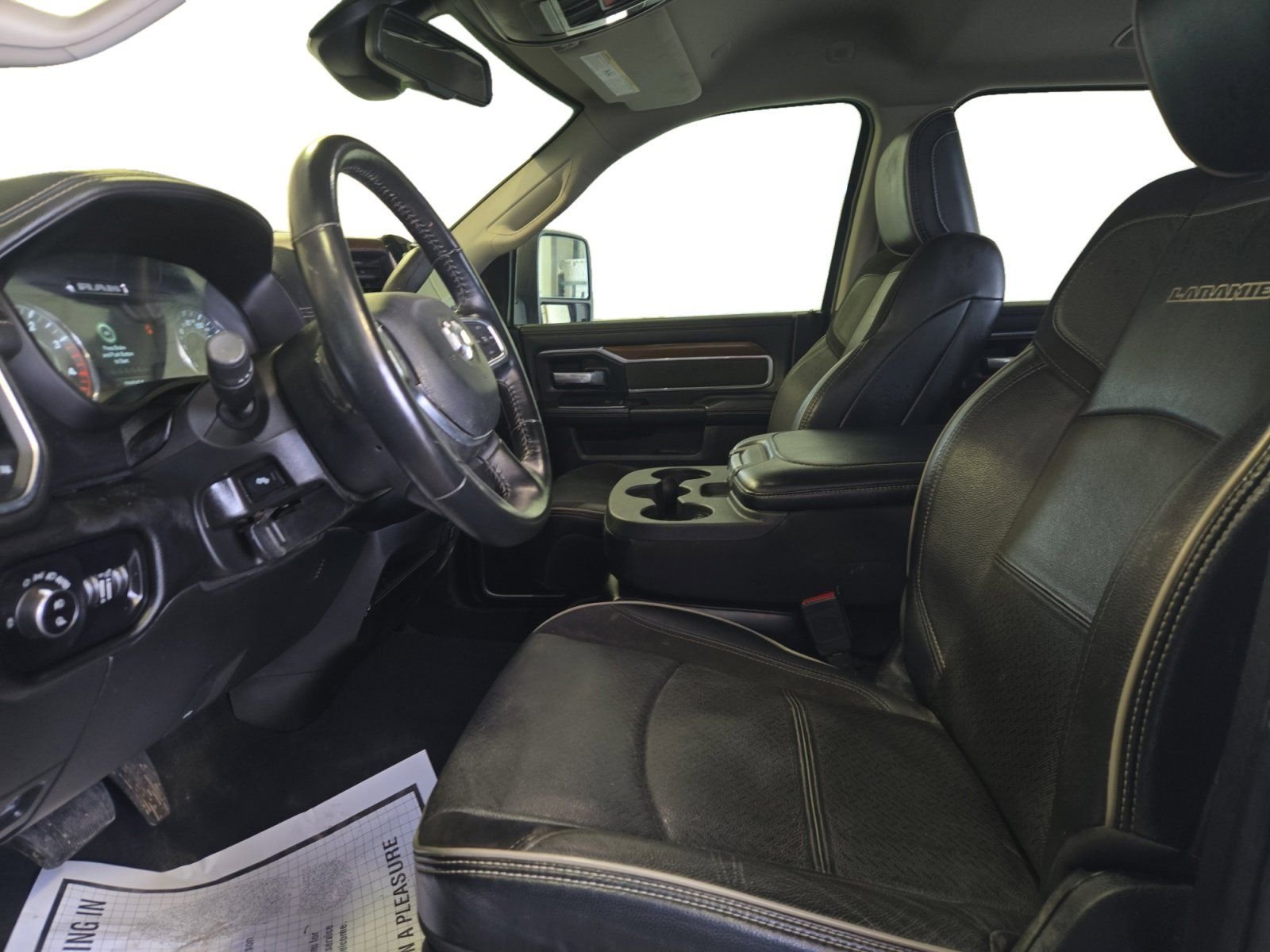 Used 2024 White Ram Laramie image 12